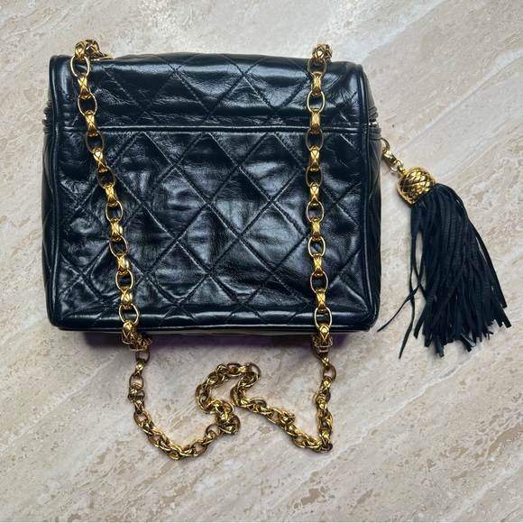 Chanel Vintage Diamond Quilted Black Lambskin Mini Vanity (1990s) - Picture 4 of 9